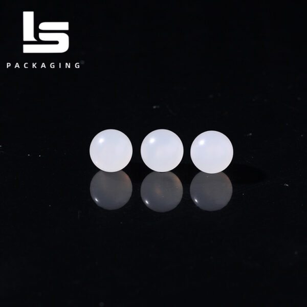 14mm Smooth Surface Solid Plastic Roller Ball in PP Material